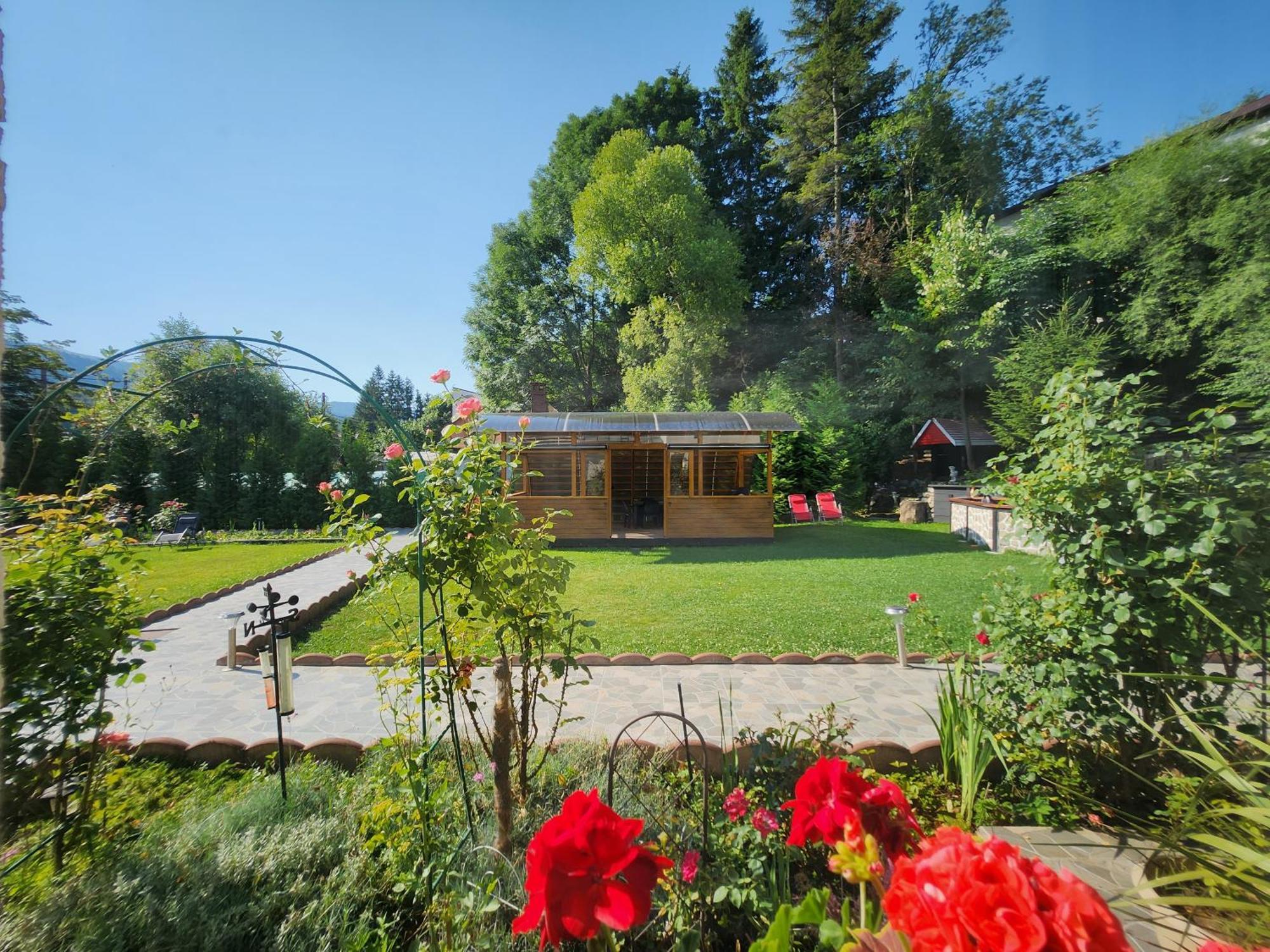Casa Turta Dulce Buşteni Exterior foto